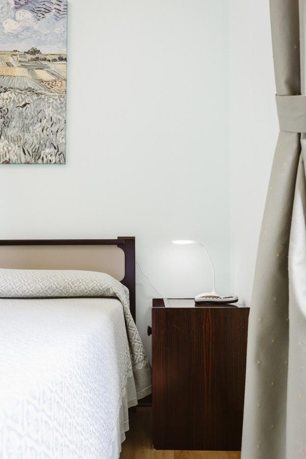 Hotel Meuble Moderno ลาเวโน มอมเบลโล ภายนอก รูปภาพ
